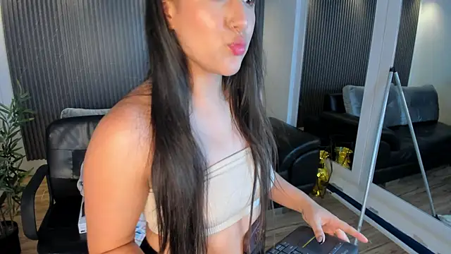 paulina_sweett_ webcam