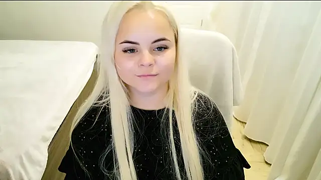 lovely-eyes webcam