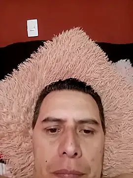 Julioc2640 webcam