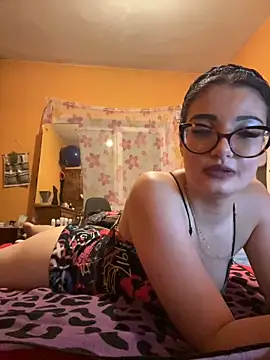 Larra69 webcam