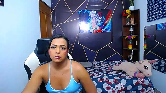EmilyTsSweet webcam