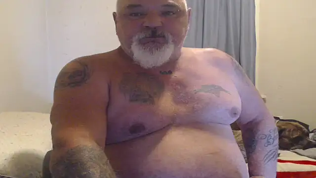 Newfiesausage1972 webcam