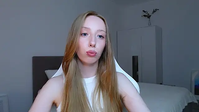 free video chat random Luna Insniity