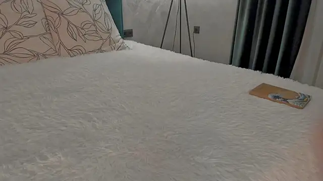 sweete_chantal webcam