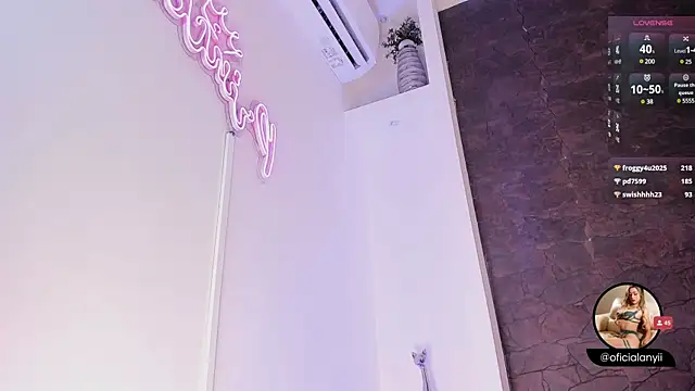 Addison_baker webcam