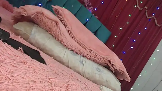 Nataly_sutra webcam