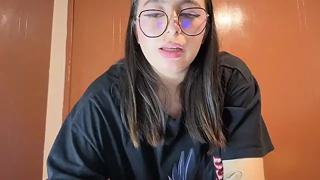 MiaKimky webcam