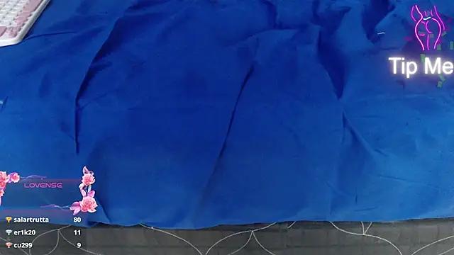 Alicee_Moonn webcam