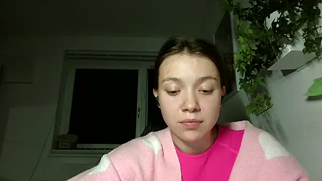 WonderAngela webcam