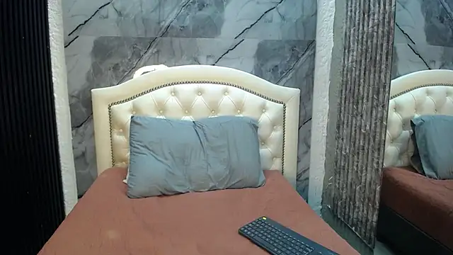 Camila-Cortez webcam