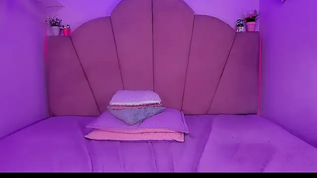 samantha_brucess webcam