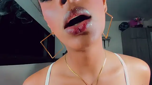 _Riannagarcia_ webcam