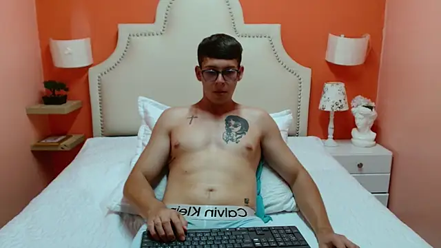 stuart_white - Stuart_White's free webcam - UK Sex Cams