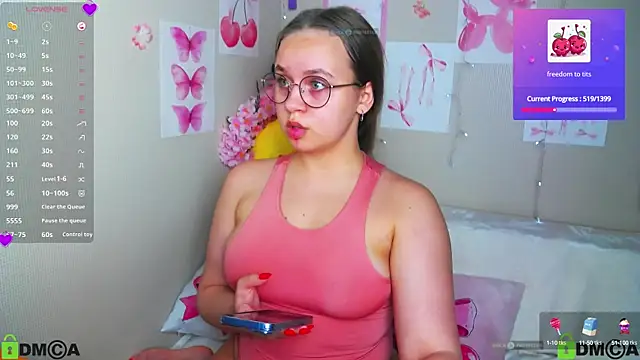 Lilysweet13 webcam