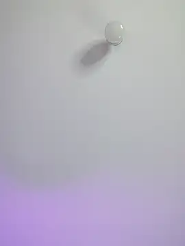 LunaaRosse webcam