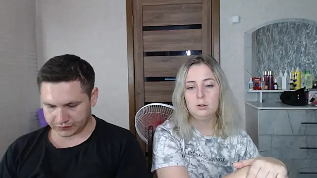 Kristy-Max webcam