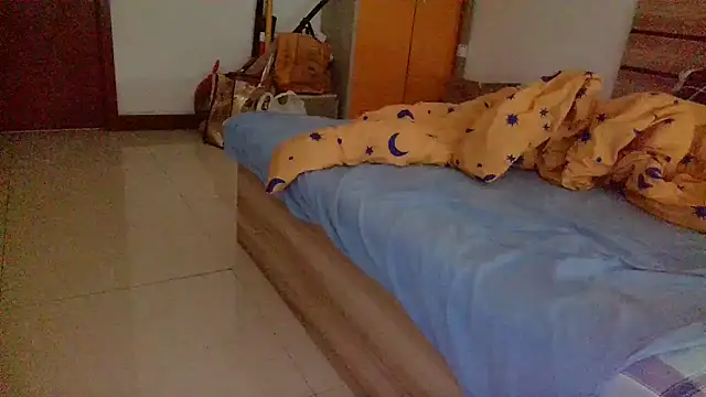 huzi518 webcam
