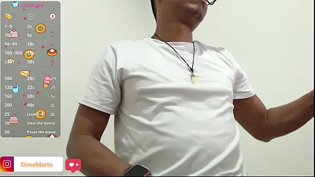 mike_black_22 webcam