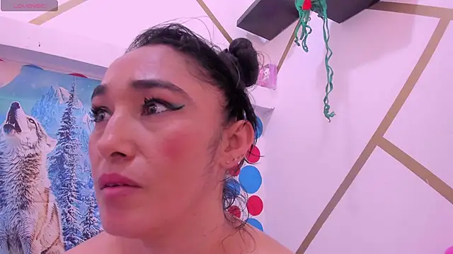 charlotte-11 webcam