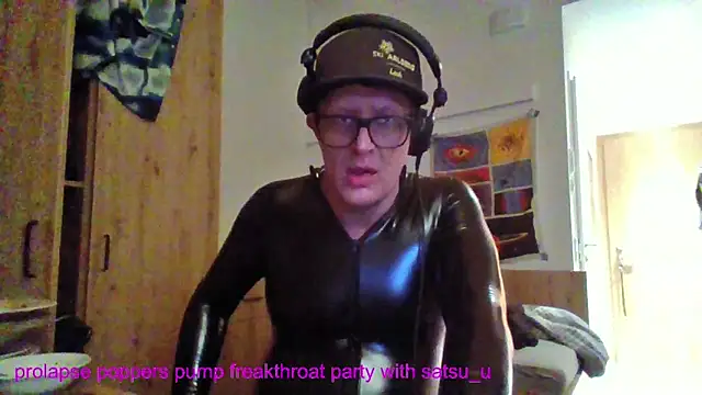 Bigthroaterboy webcam