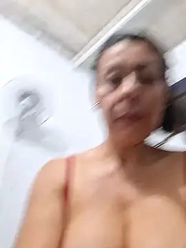 Mia-funny20 webcam