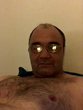 Lauris357 webcam