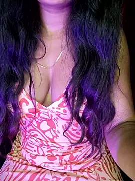 SexyAndHottie webcam