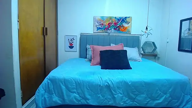 _lara1 webcam