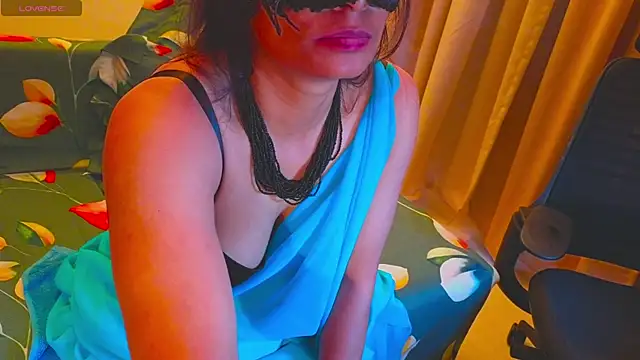 MISS_MYRA webcam