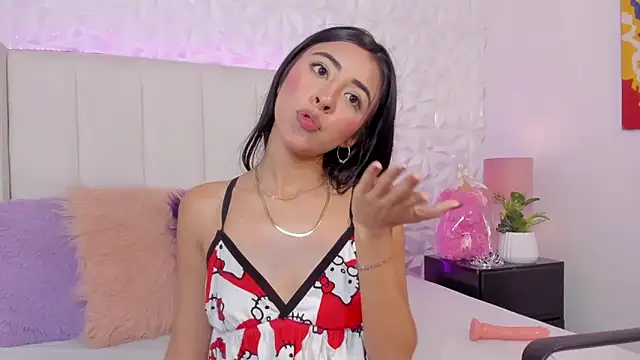 Mirandaa_Rogers webcam