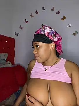 CuteSexyBoobz webcam
