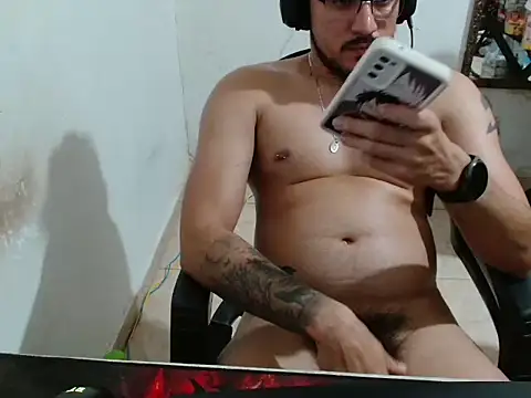 Leonino231 webcam