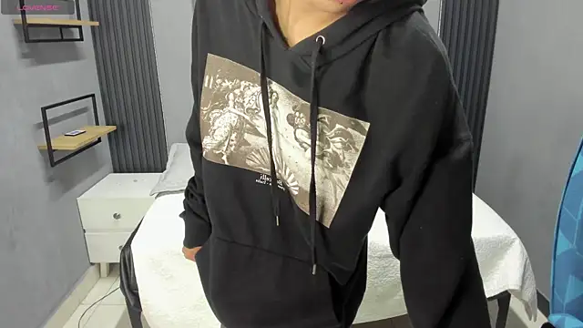 little_lemmons_ webcam