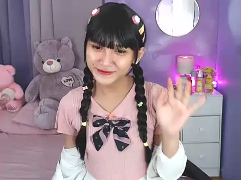 urlovelyfreya webcam