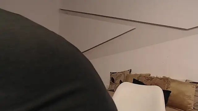 hot_little_bunny webcam