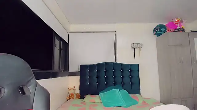 _Riannagarcia_ webcam