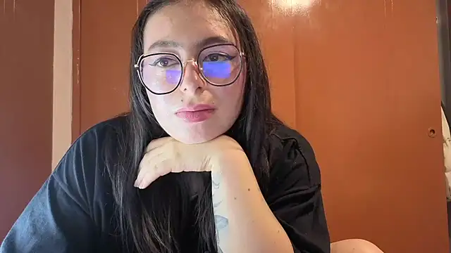 MiaKimky webcam