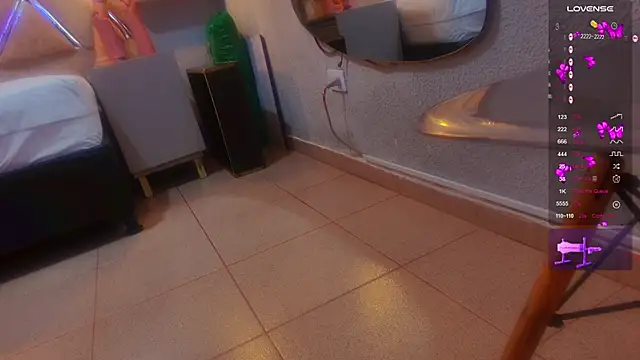 alejandra_martins webcam