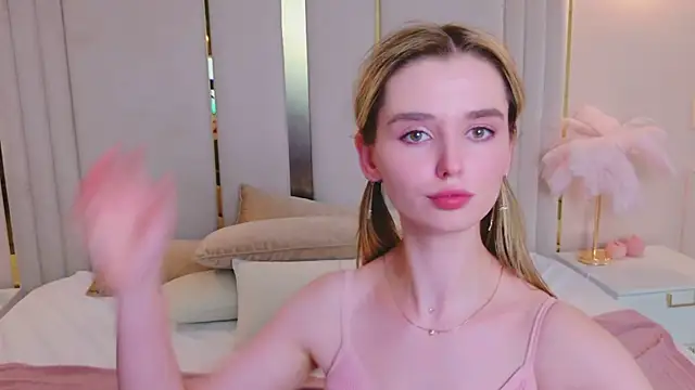 MarybethSnow webcam