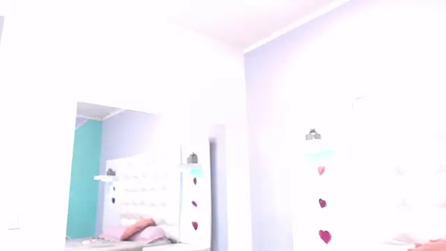 Scarletbigbug webcam