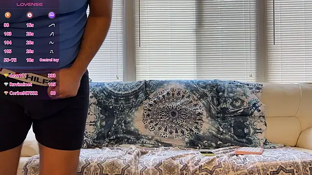 Lilmissbigguy webcam