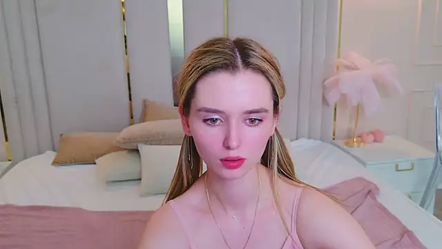 MarybethSnow webcam