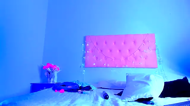 nude voyeur cam CurlyWeeds