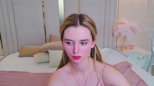 MarybethSnow webcam