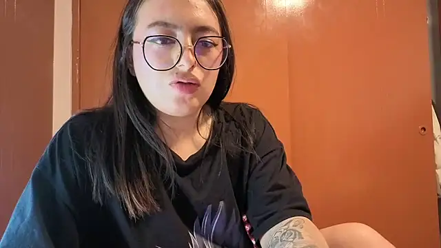 MiaKimky webcam