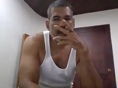 jackbigcock11 webcam