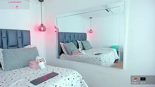 brithanyadams23 webcam