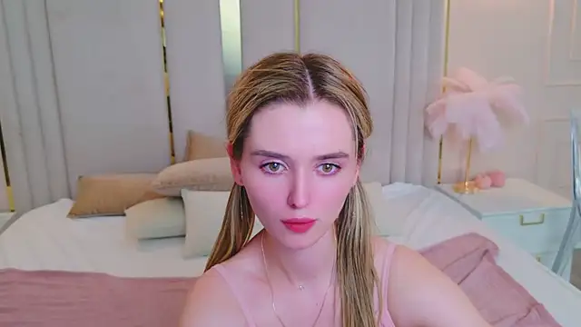 MarybethSnow webcam