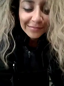 Isabella_Varella webcam