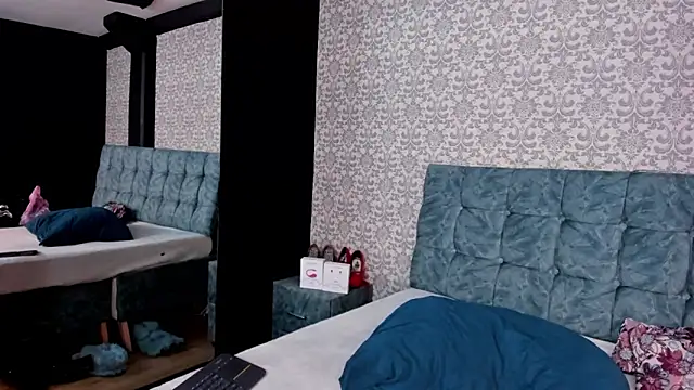 ZaraBennet webcam